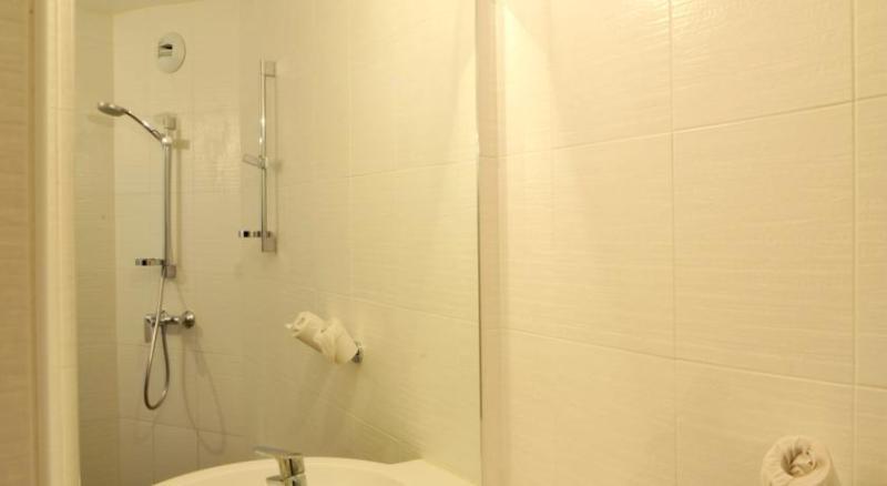 Welcomotel Coignières Zewnętrze zdjęcie